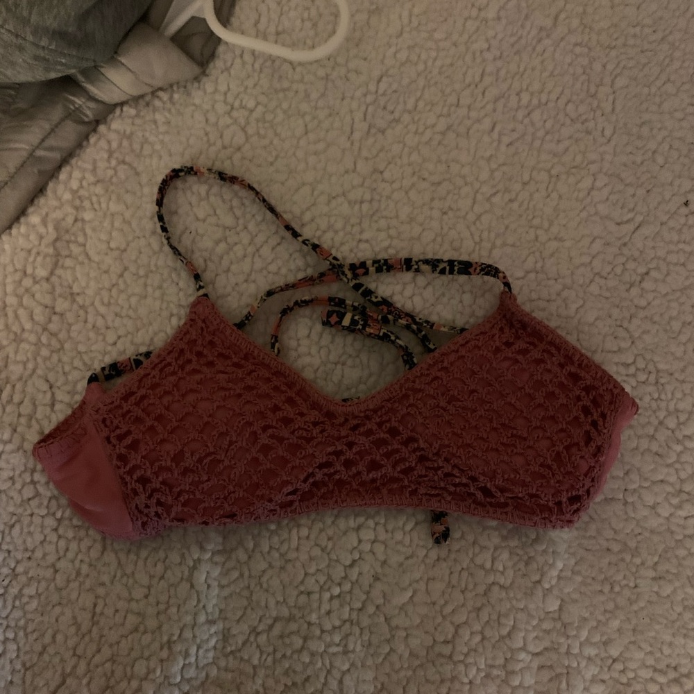Women’s Pink Bikini Top